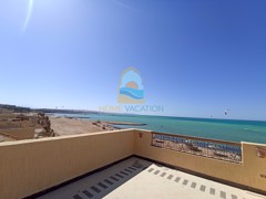A first-line fully furnished villa with a fabulous sea view for sale in a closed complex in Al Ahyaa
